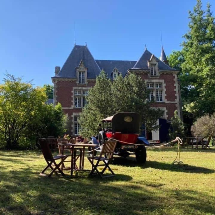 Domaine De La Croix De Saint Lambert Bed & Breakfast Poix-Terron Bagian luar foto
